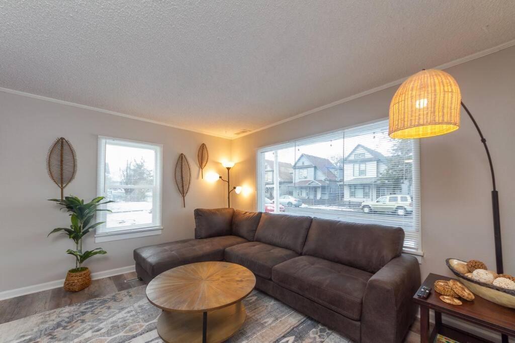A Very Unique Quirky And Comfortable Home Spokane Exterior foto