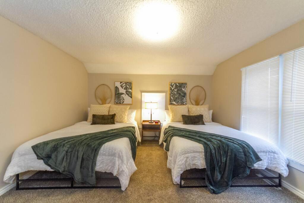 A Very Unique Quirky And Comfortable Home Spokane Exterior foto