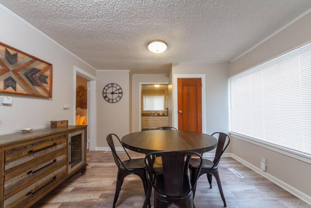 A Very Unique Quirky And Comfortable Home Spokane Exterior foto