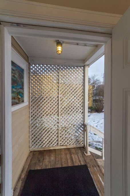 A Very Unique Quirky And Comfortable Home Spokane Exterior foto